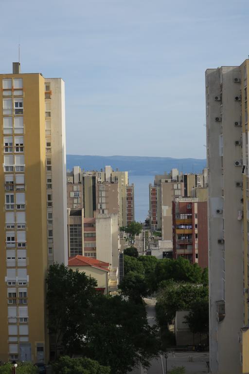 Apartment Veseli Split Bagian luar foto