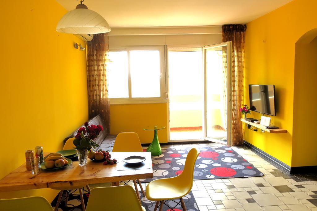 Apartment Veseli Split Bagian luar foto